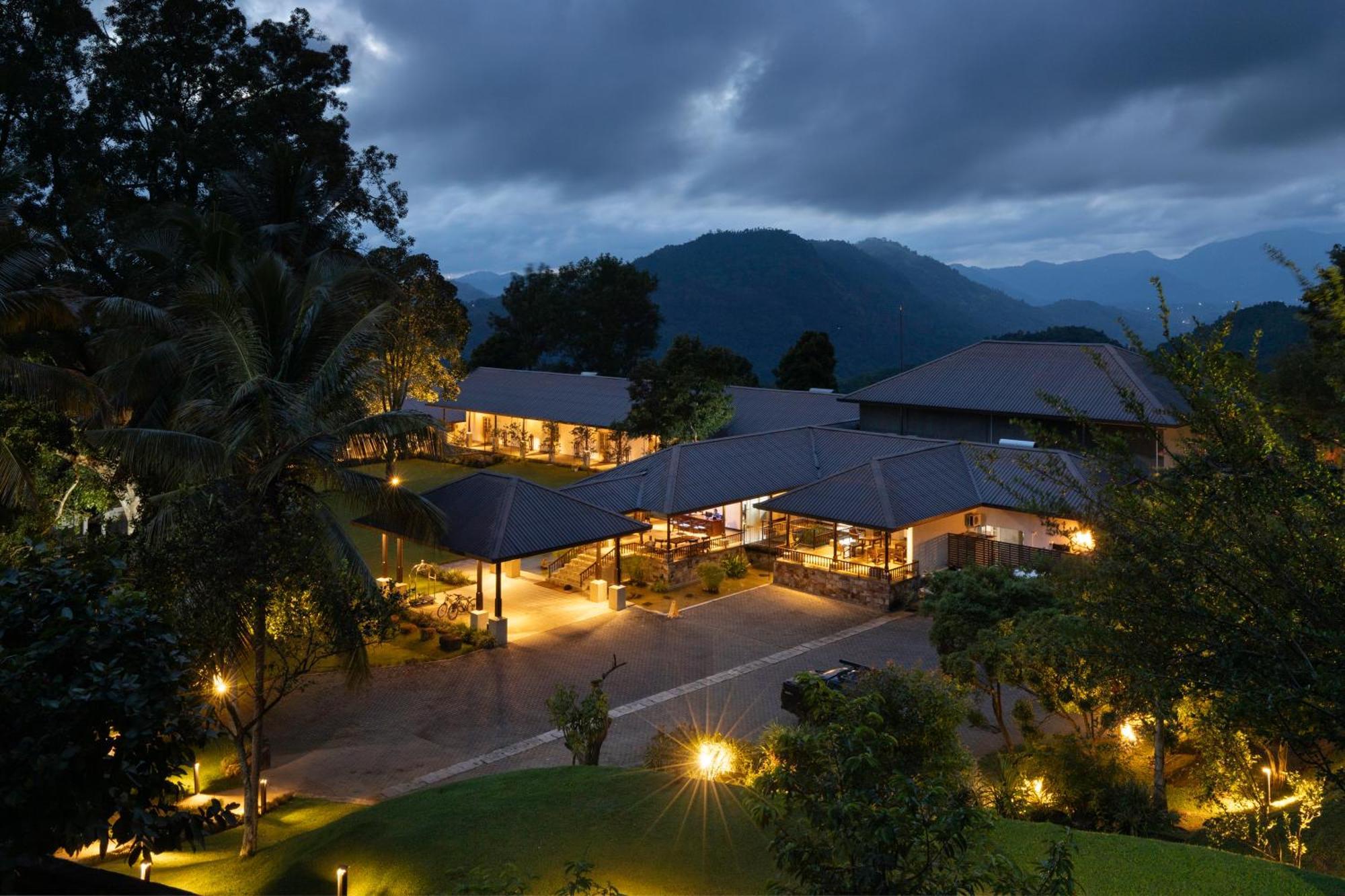 Simpson'S Forest - Luxury Boutique Resort & Spa - Kandy Exteriör bild