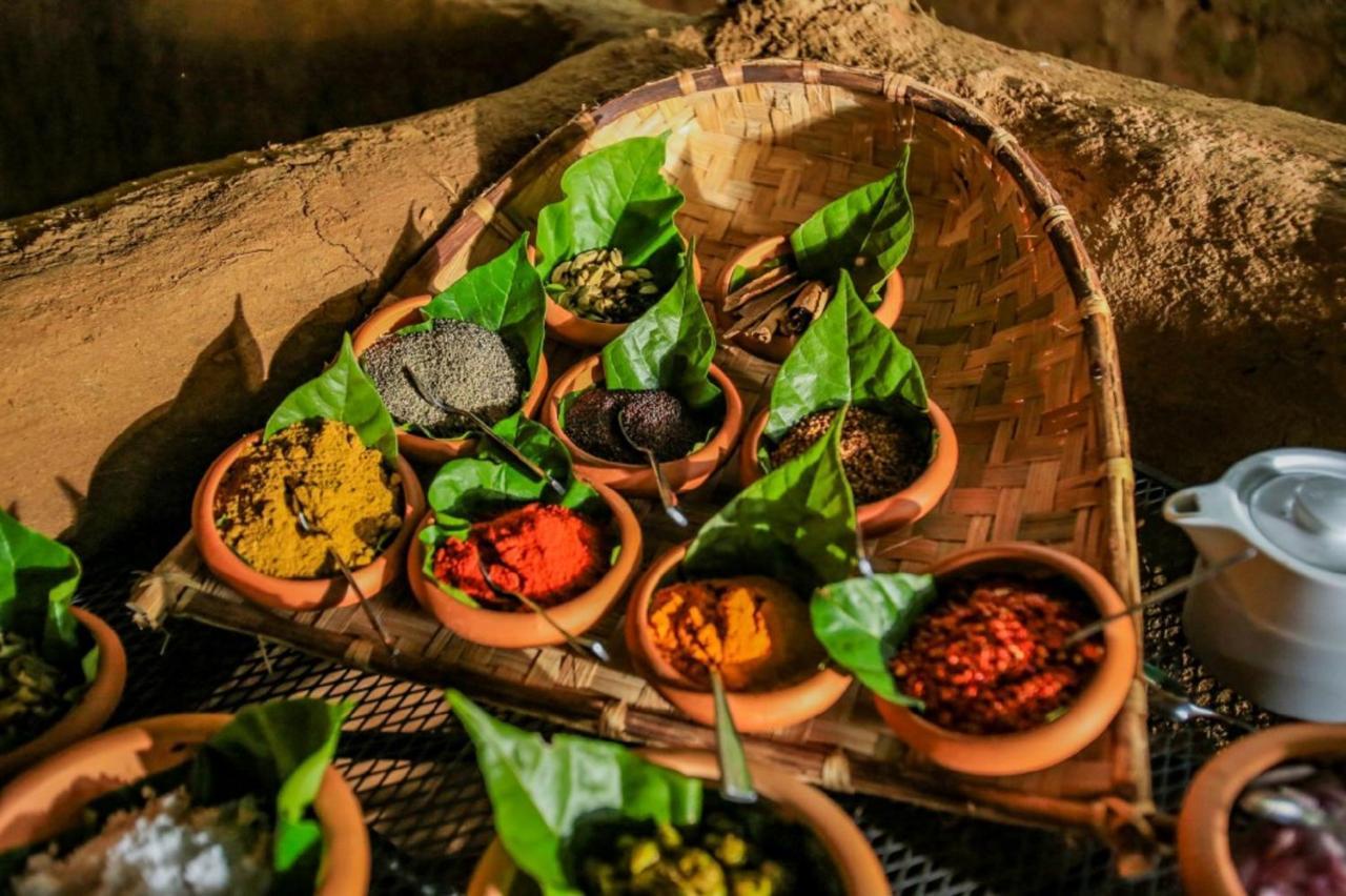 Simpson'S Forest - Luxury Boutique Resort & Spa - Kandy Exteriör bild